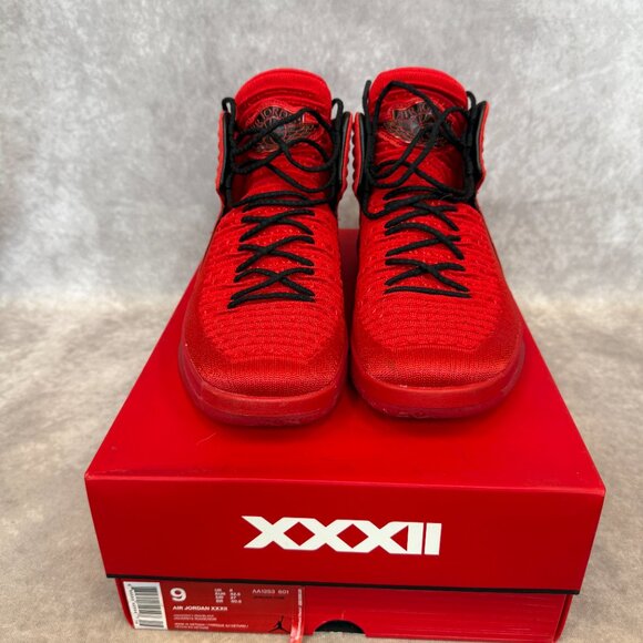 Air Jordan XXXII University Red/Black main image 5